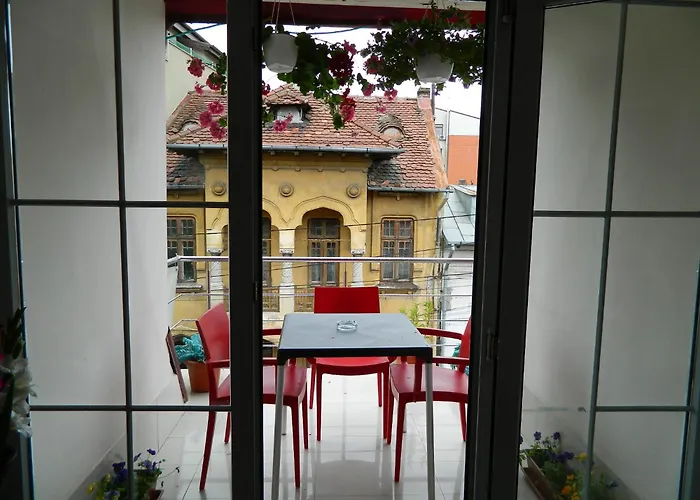 Hotel Tranzzit