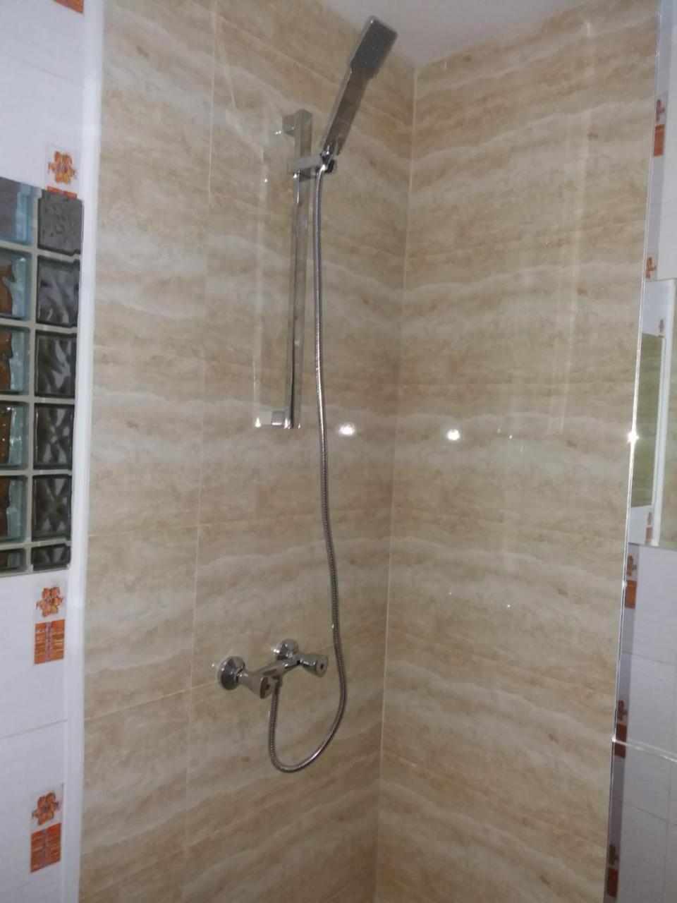 Tranzzit 布加勒斯特